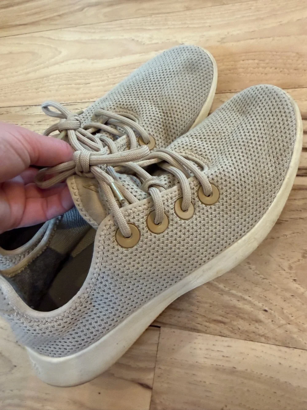 Allbirds sneakers size 10 - Picture 2 of 6